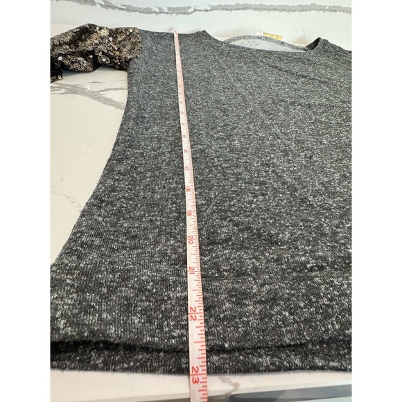 Entro Sequin‎ Long-Sleeve Light Sweater Grey Size Medium - Picture 8 of 8